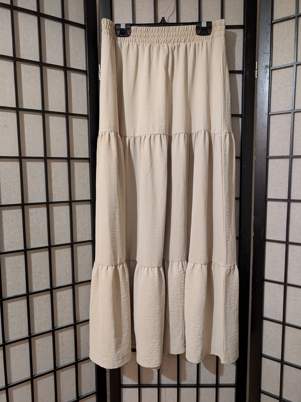 Forever 21 Cream Tiered Maxi Skirt - Women's Lightweight Summer Skirt Sz L. NWT
